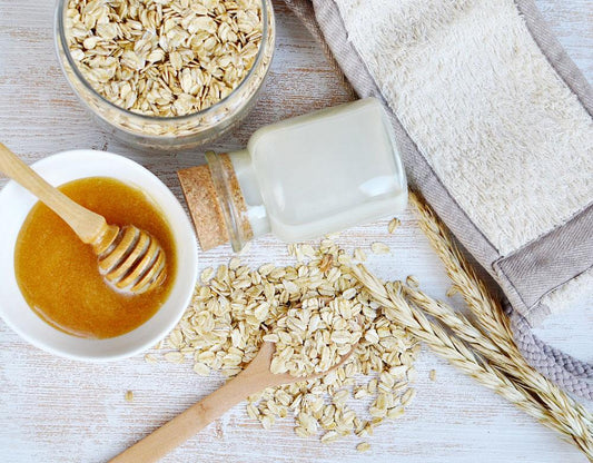 6 Benefits of Taking an Oatmeal Milk & Honey Bath | Sweet Nectar Beauty